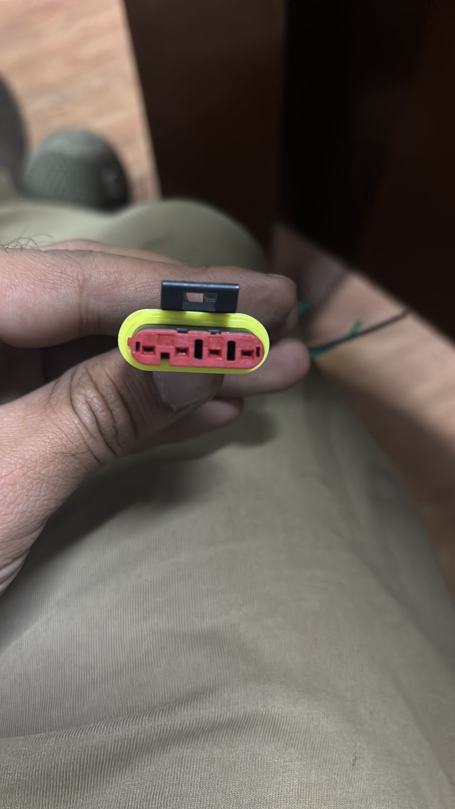 Automotive 4-Pin Electrical Connector